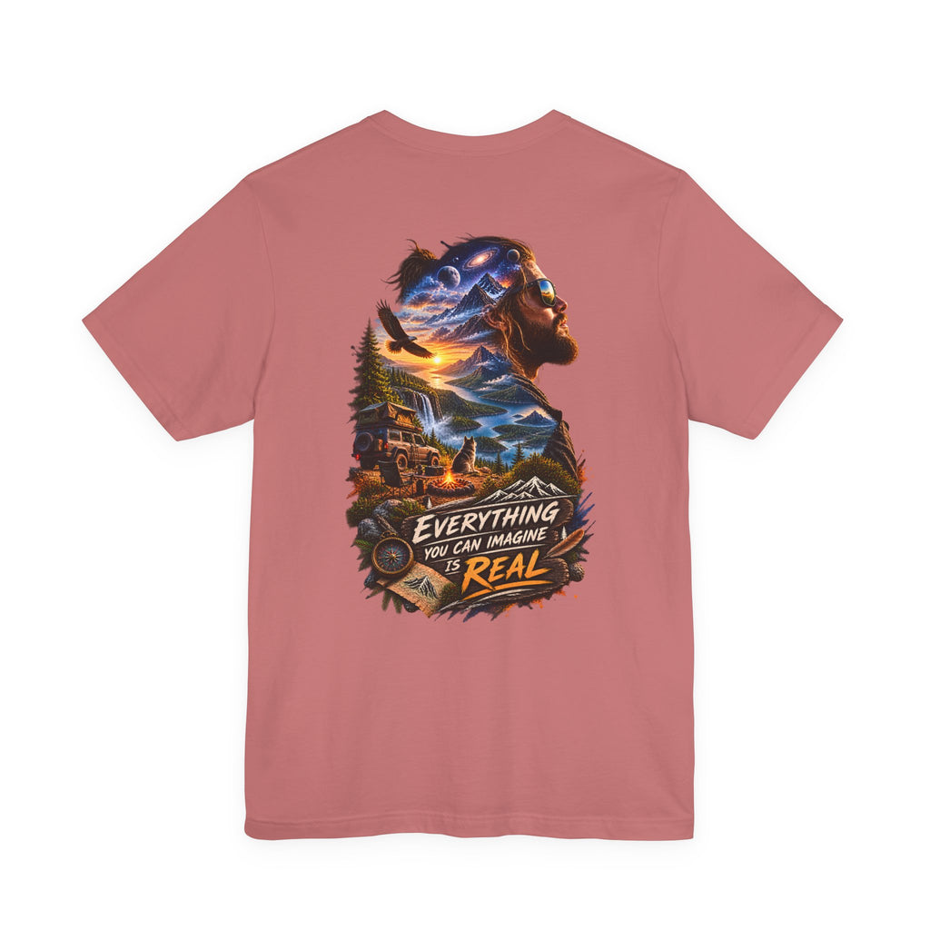 T-shirt graphique « Everything You Can Imagine Is Real » — Imprimé au dos nature et aventure surréalistes