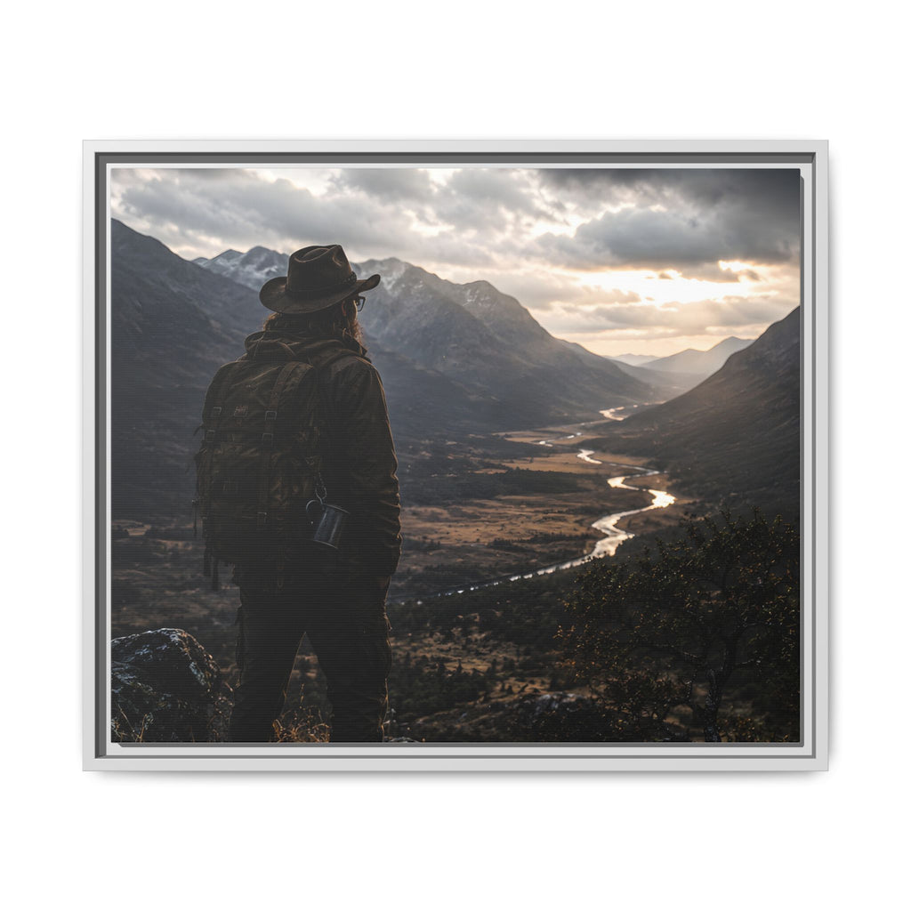 Toile encadrée mate « Wanderer in the Valley » – Décoration murale paysage d'aventure