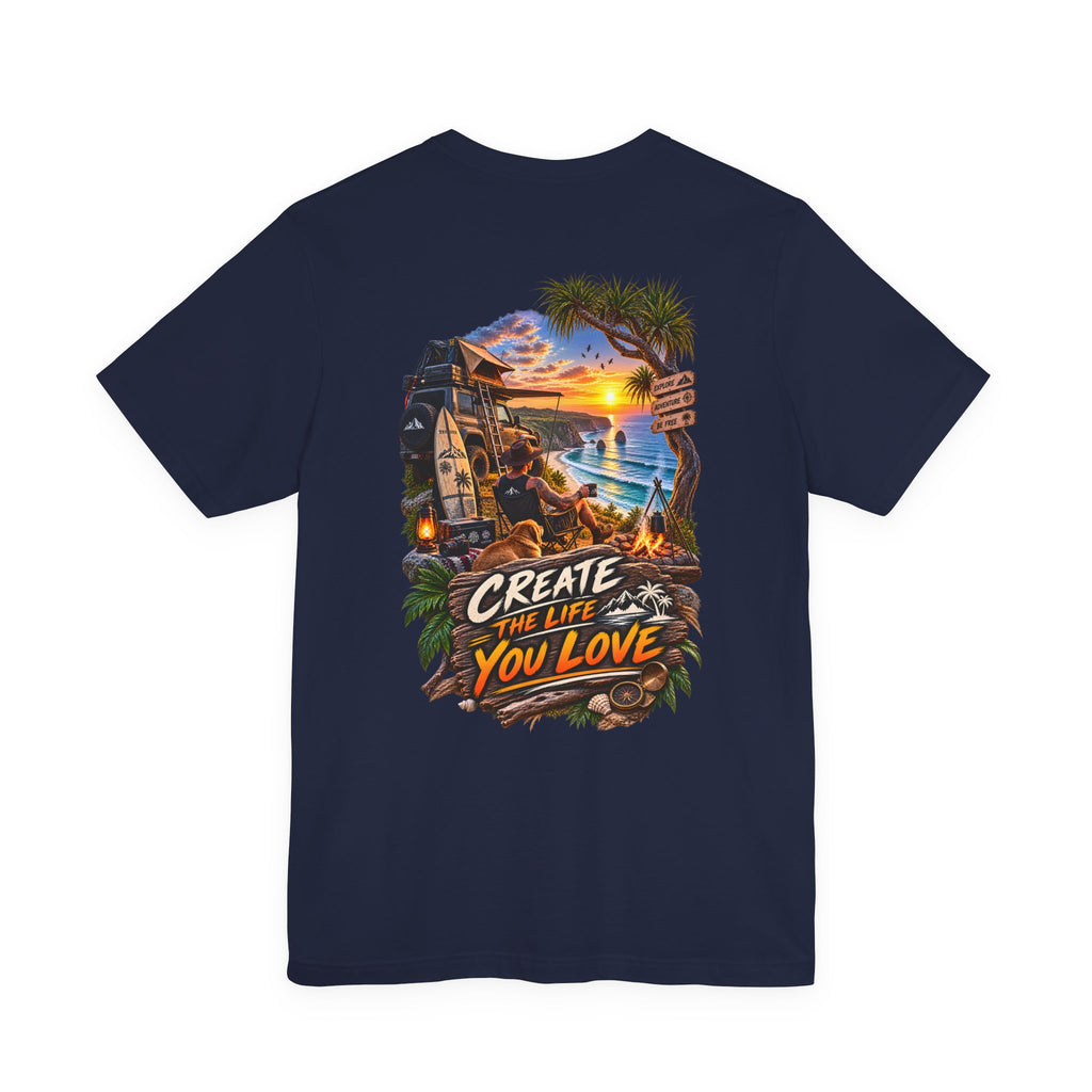 T-shirt « Create the Life You Love » — T-shirt graphique avec coucher de soleil et surf à la plage
