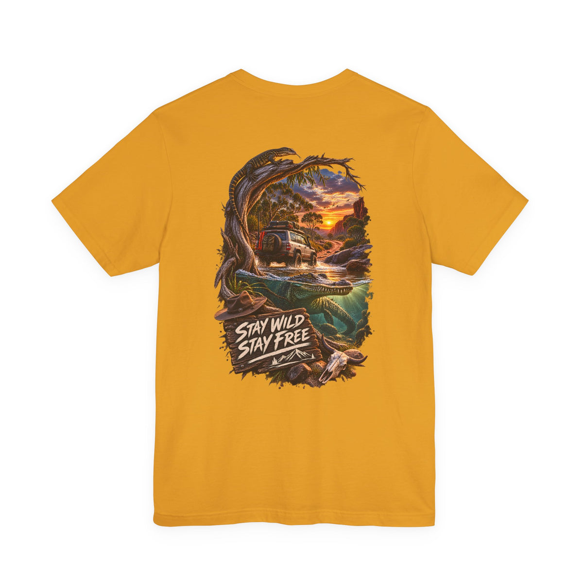 T‑Shirt — 'Stay Wild Stay Free' Sunset Canoe Adventure Graphic Tee
