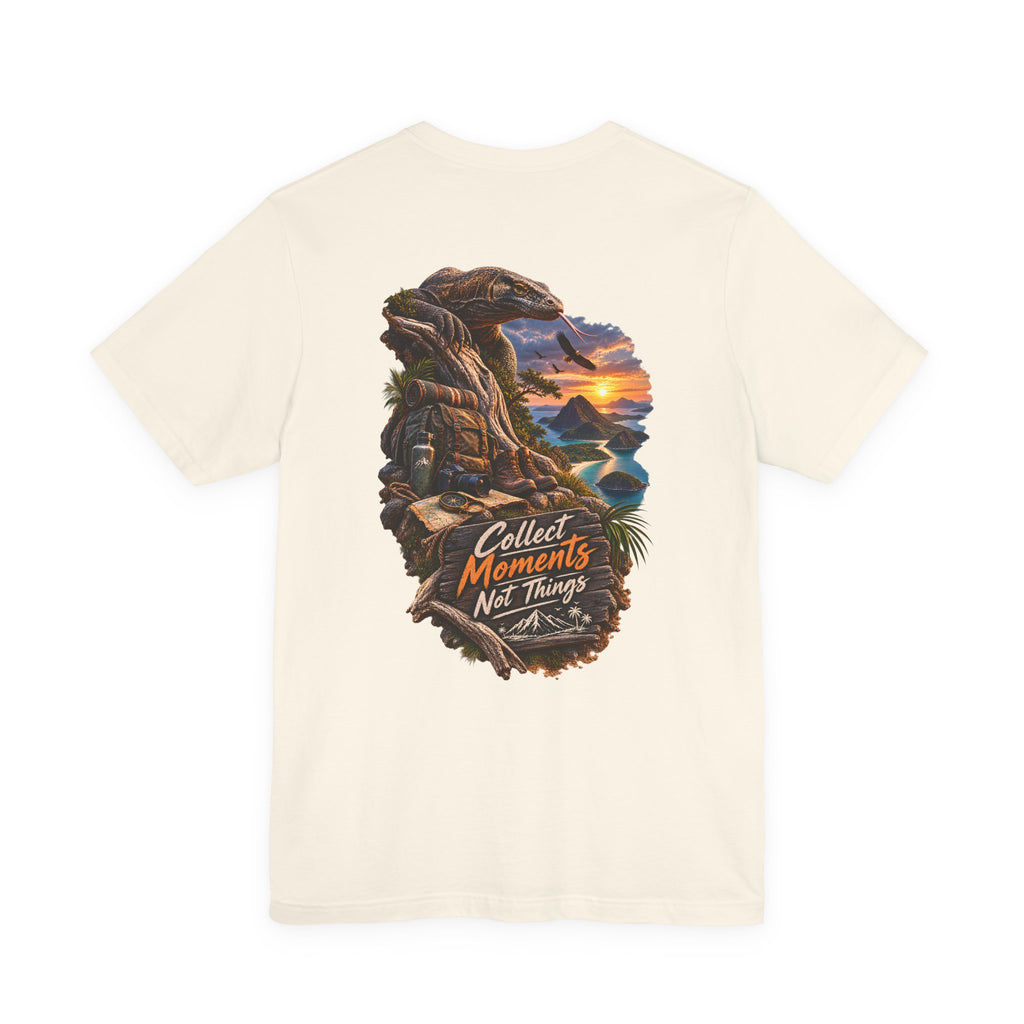 T-shirt « Collect Moments Not Things » — Haut avec paysage de coucher de soleil et aventure