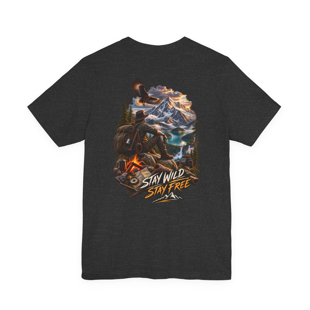 T-shirt montagne « Stay Wild Stay Free » — T-shirt graphique nature et aventure