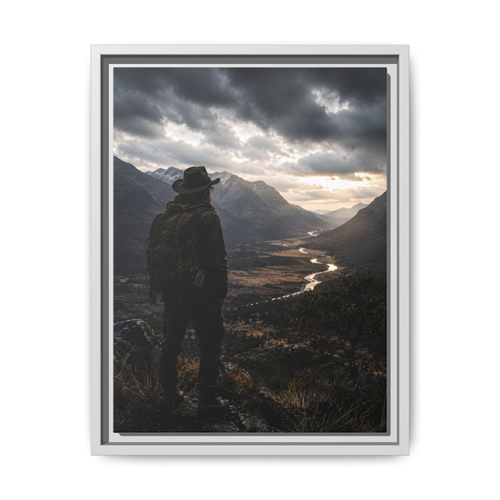 Toile encadrée mate « Wanderer in the Valley » – Décoration murale paysage d'aventure