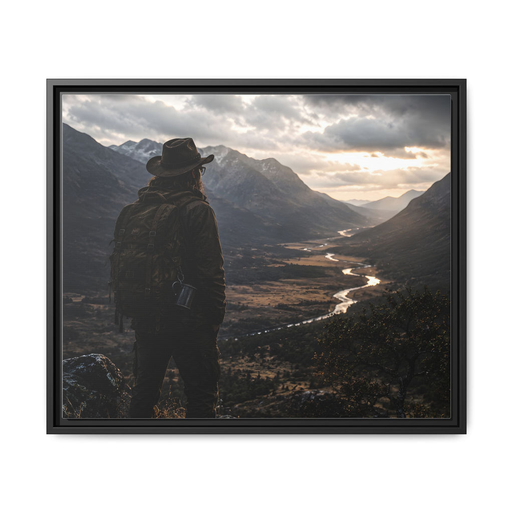 Toile encadrée mate « Wanderer in the Valley » – Décoration murale paysage d'aventure