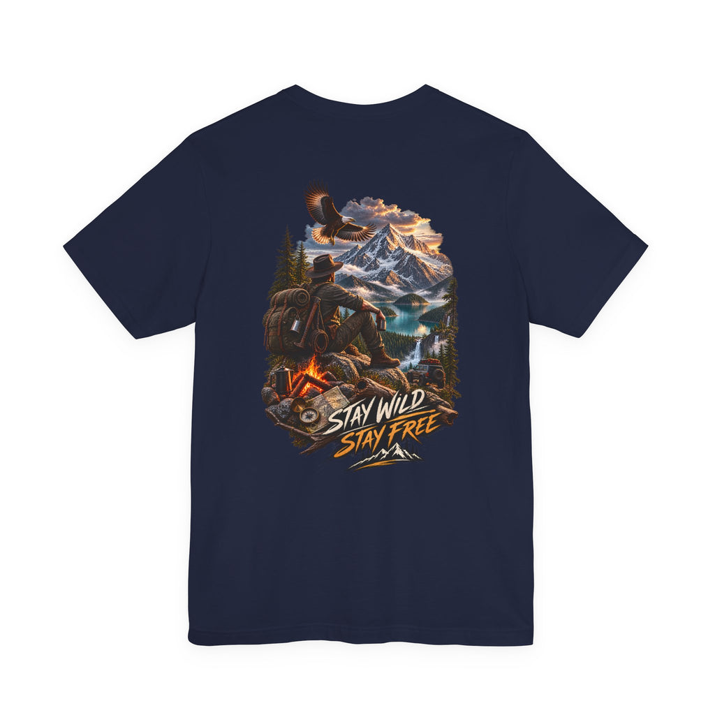 T-shirt montagne « Stay Wild Stay Free » — T-shirt graphique nature et aventure