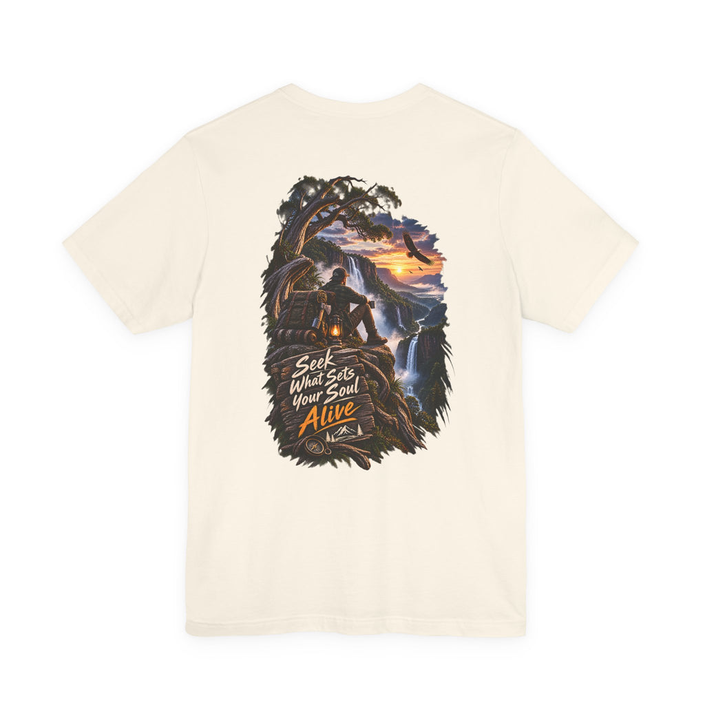 T-shirt graphique Aventure — T-shirt de randonnée nature « Seek What Sets Your Soul Alive »